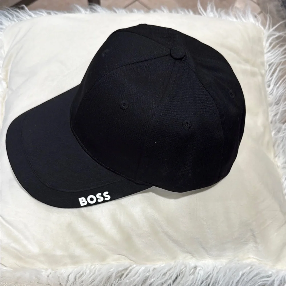 BOSS Designer Unisex Black Baseball Cap - Picture 1 of 4